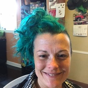 Meet your Posher, Donyelle